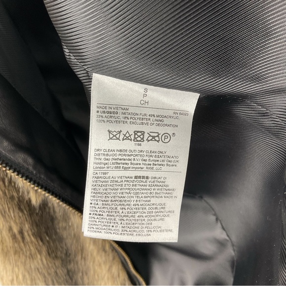 Banana Republic Faux Fur Vest with Asymmetrical Zipper Size S - Picture 7 of 8